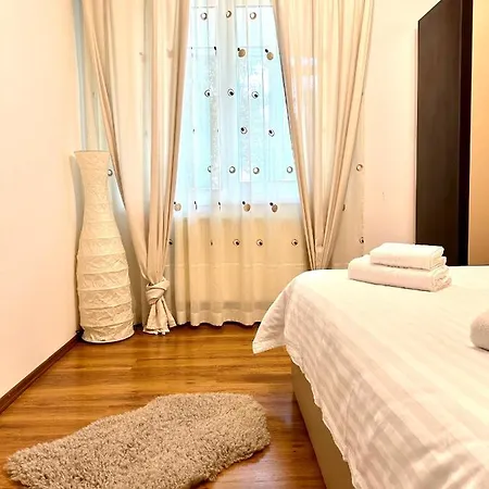 Scandinavia Apartament Piatra Neamţ Exterior foto
